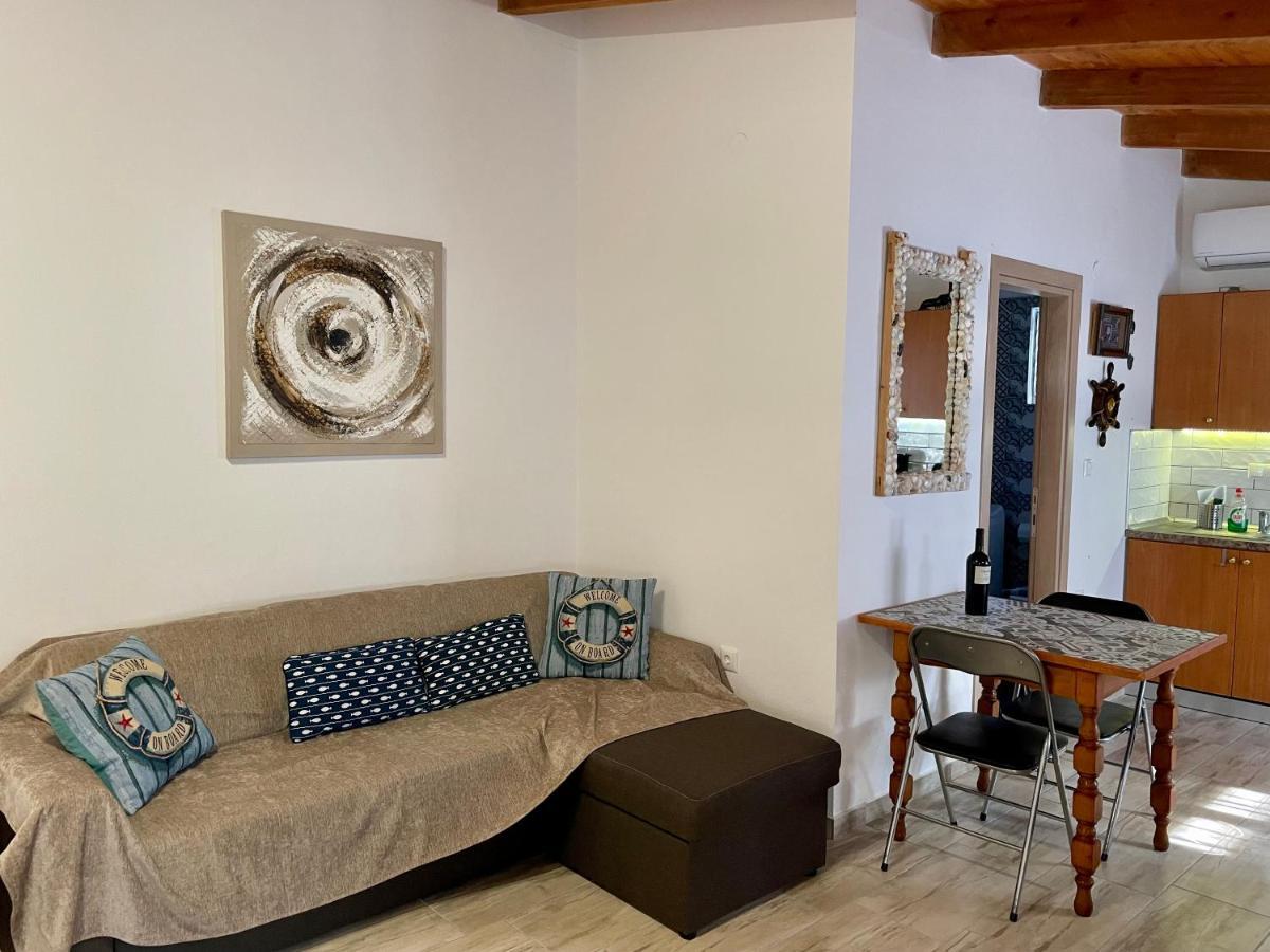 Waterfront Studio Nea Iraklitsa Apartamento Exterior foto
