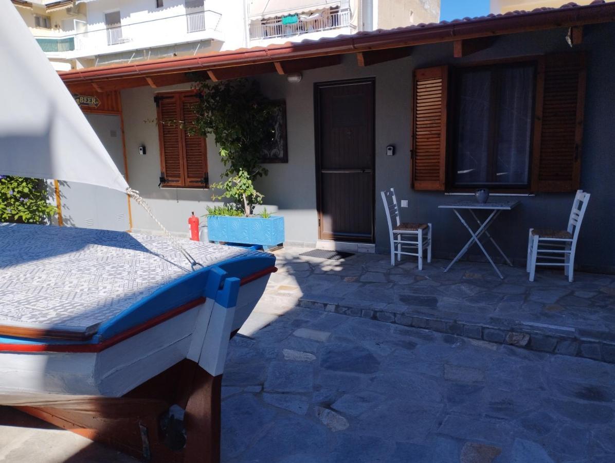 Waterfront Studio Nea Iraklitsa Apartamento Exterior foto